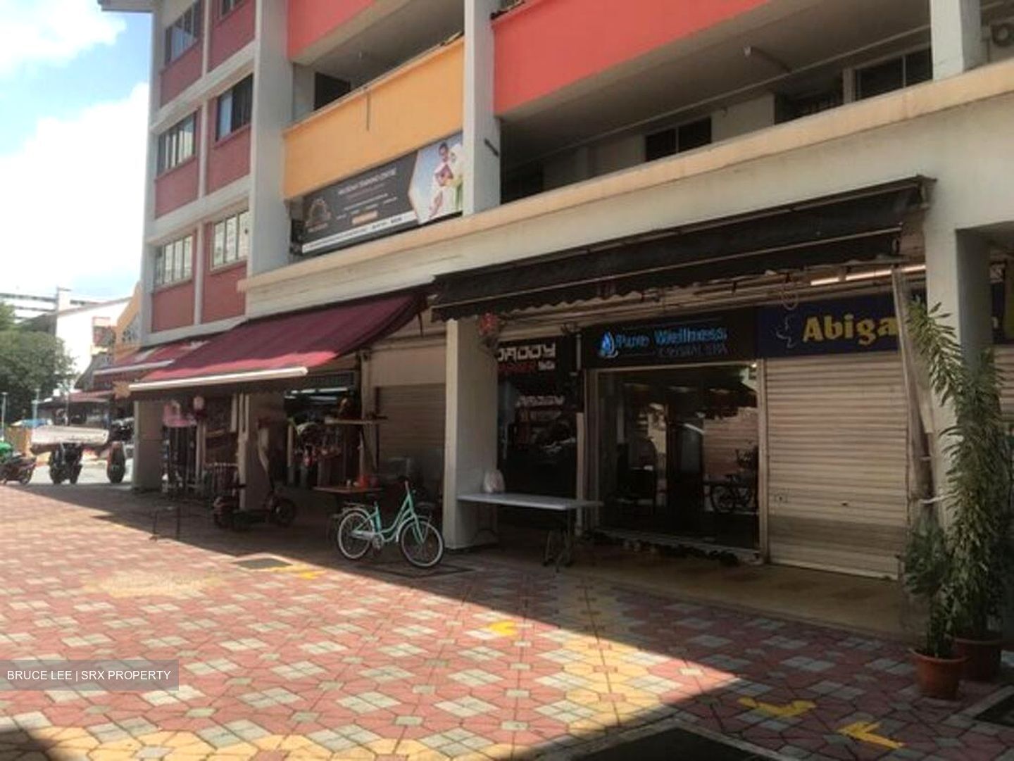 Chong Pang Garden (D27), Shop House #498283361